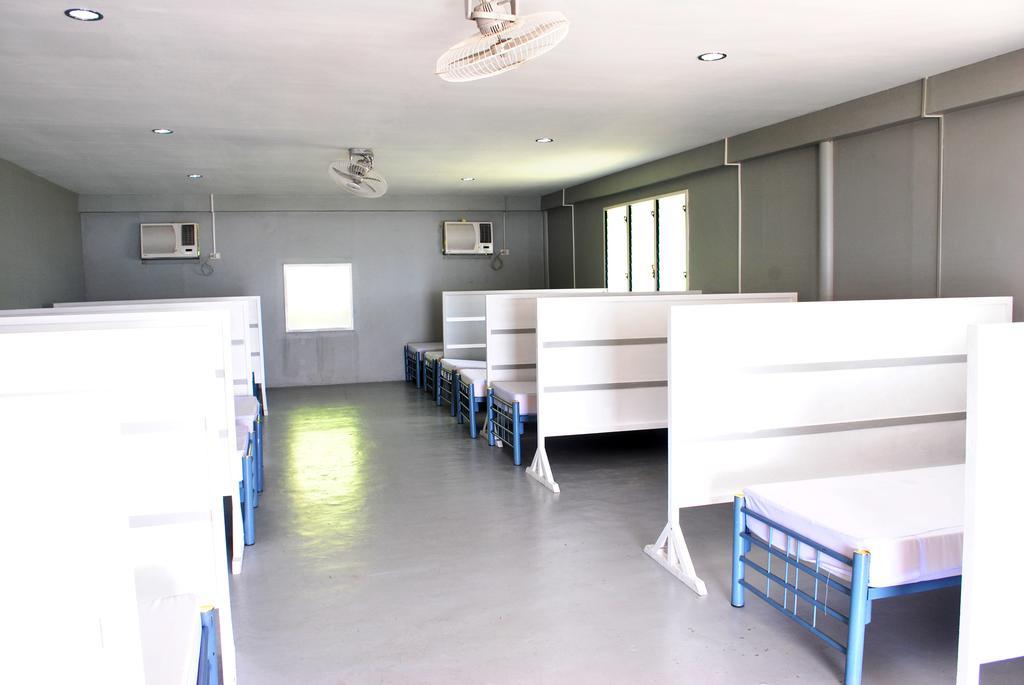 Leyte Park Resort Hotel Tacloban Oda fotoğraf