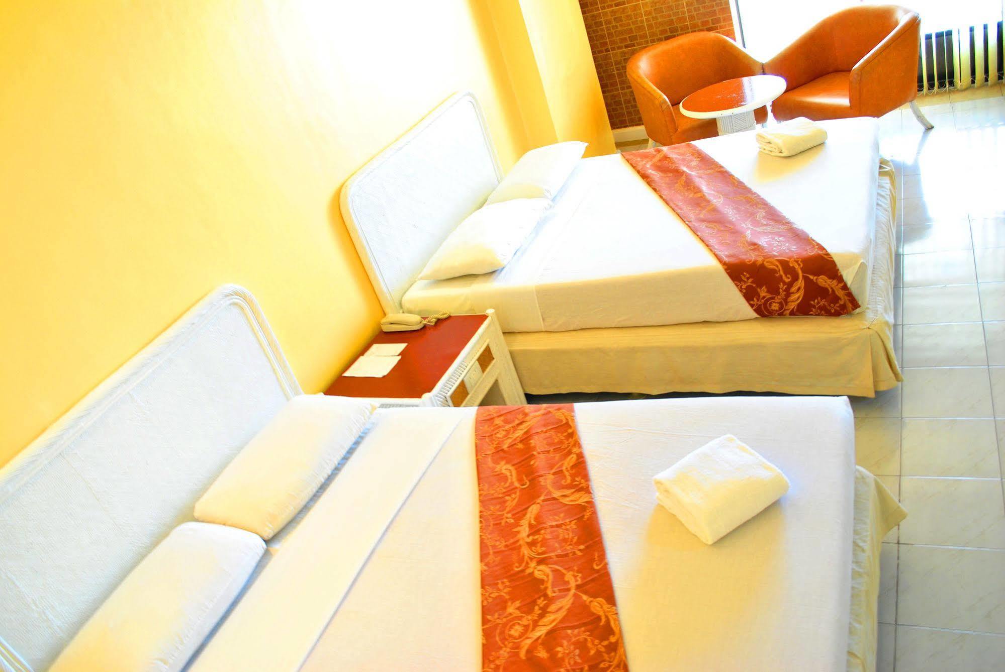 Leyte Park Resort Hotel Tacloban Dış mekan fotoğraf