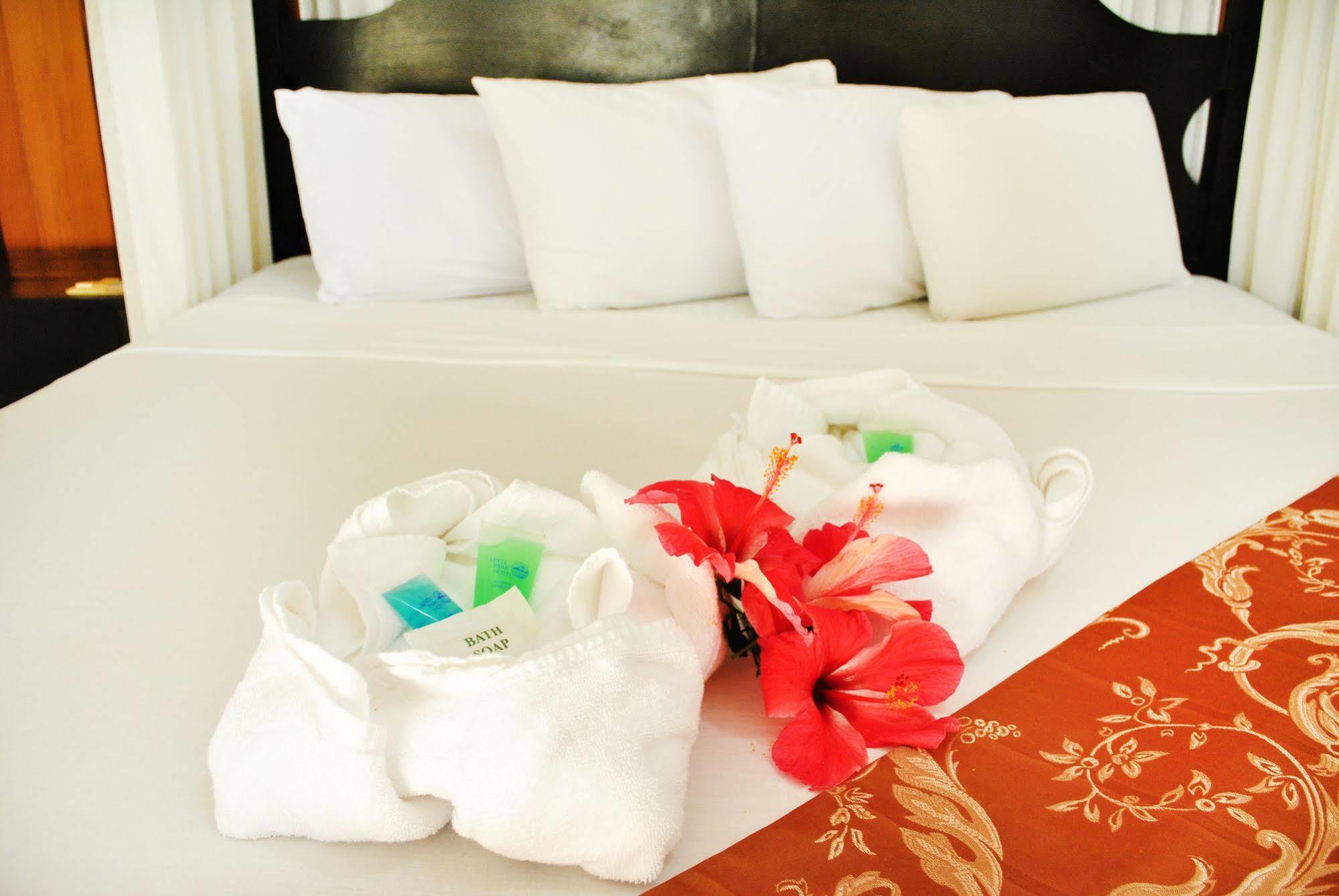 Leyte Park Resort Hotel Tacloban Dış mekan fotoğraf