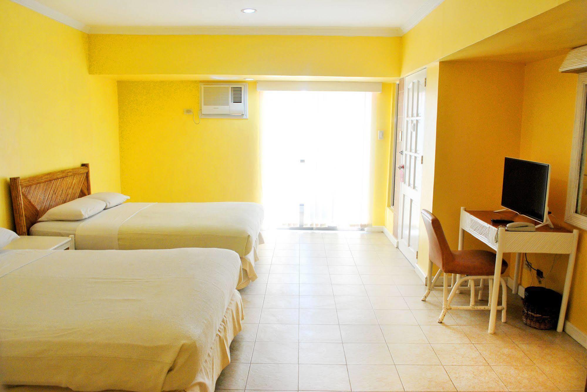 Leyte Park Resort Hotel Tacloban Dış mekan fotoğraf