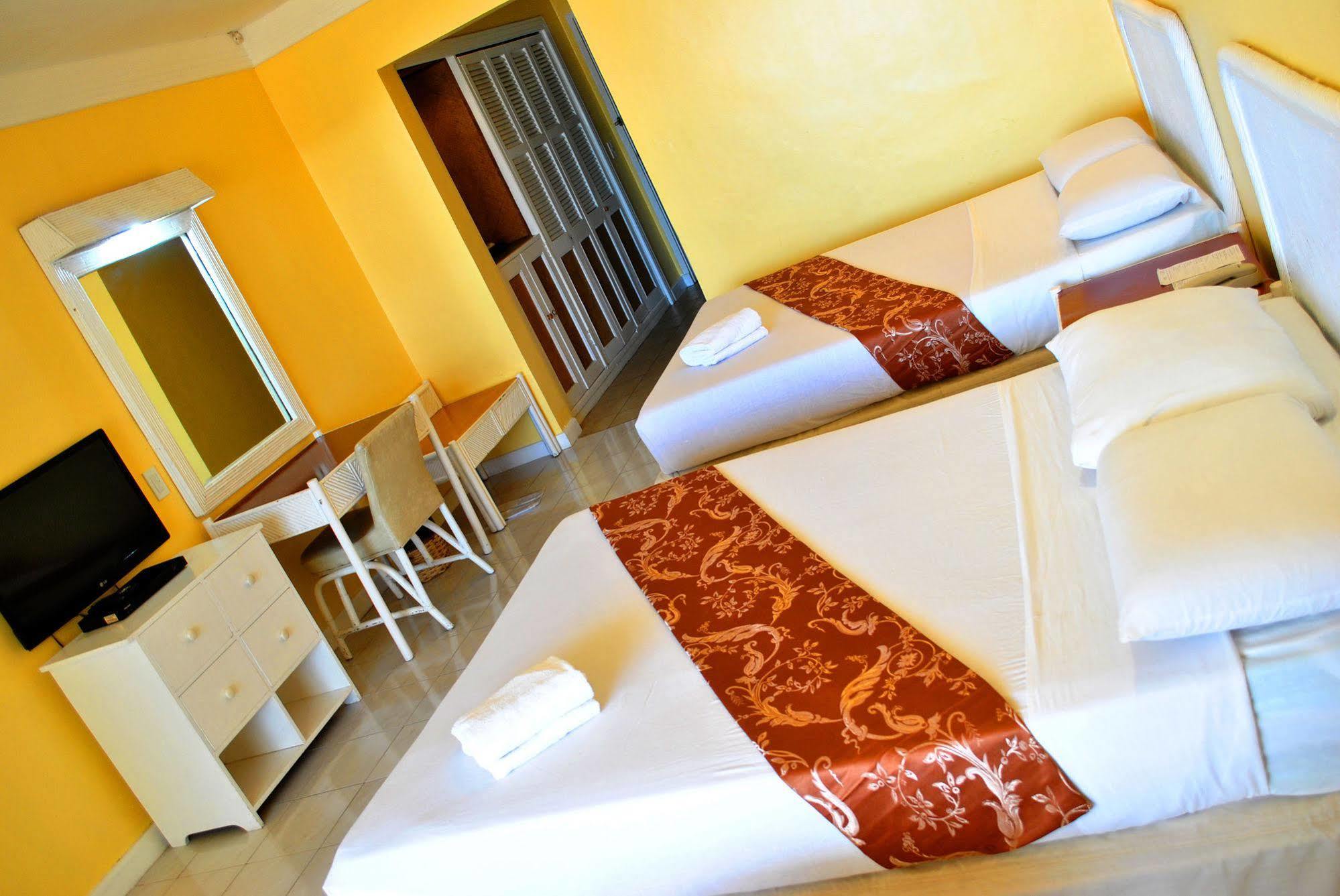 Leyte Park Resort Hotel Tacloban Dış mekan fotoğraf