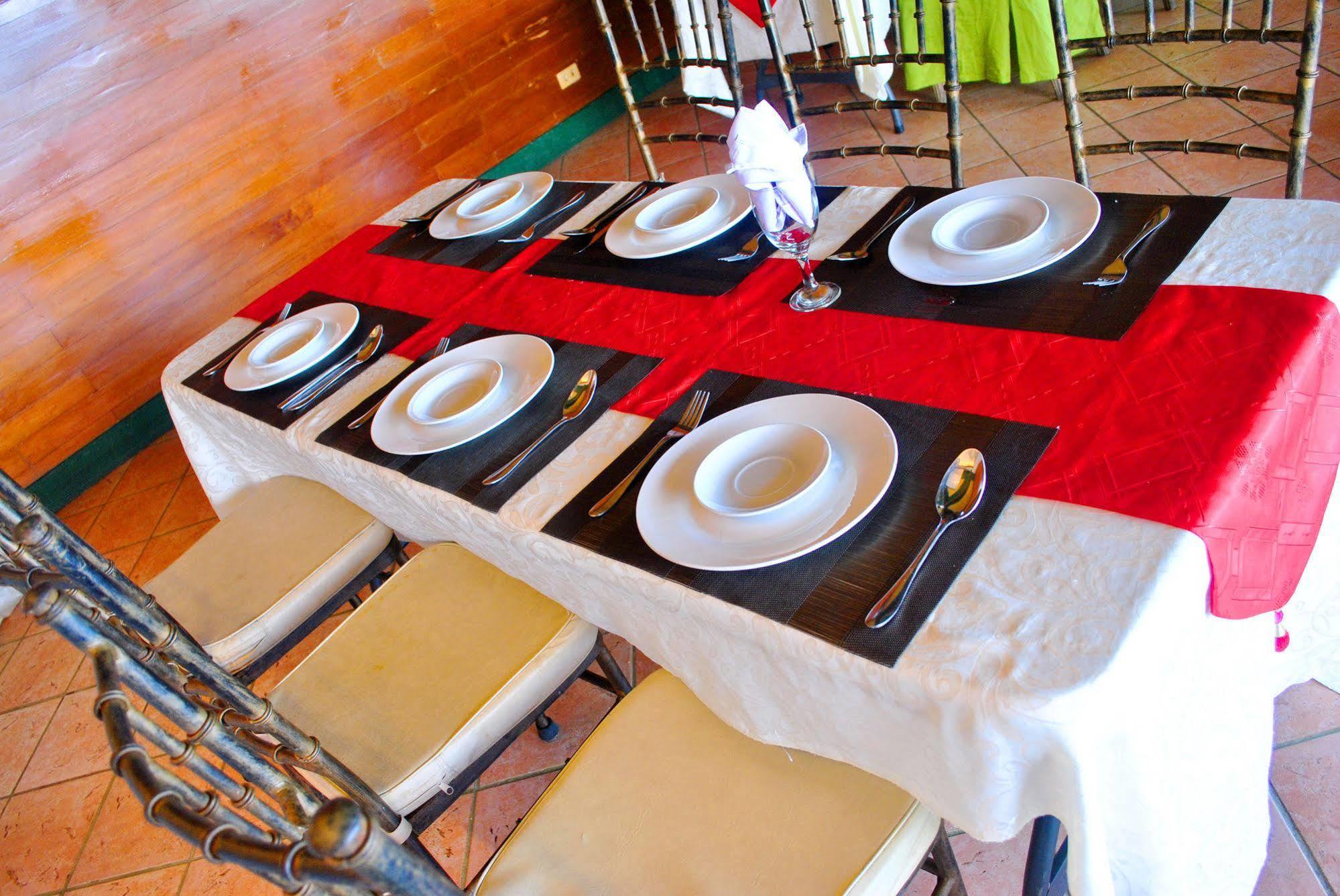 Leyte Park Resort Hotel Tacloban Dış mekan fotoğraf